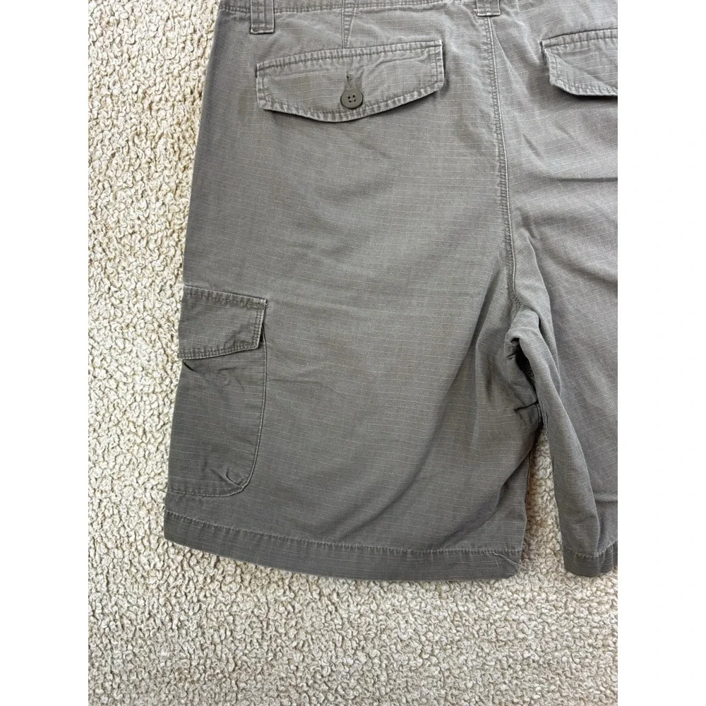 The North Face Men's Shorts Size 34 Gray Cargo Hiking Outdoor Casual